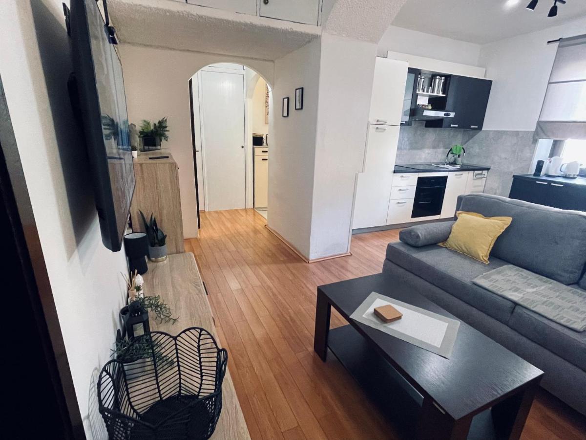 Apartman Three Queens Fiume Esterno foto